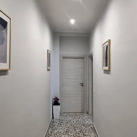 Anna Luxury * Bisceglie