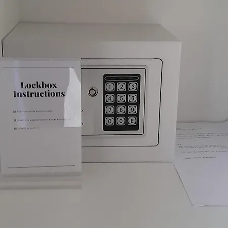 Anna Luxury Apartment