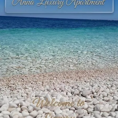 Anna Luxury Bisceglie
