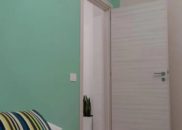 Anna Luxury * Bisceglie